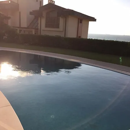 Villa Nur *