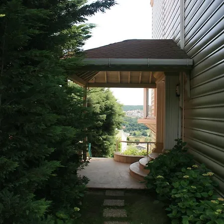Villa Nur *
