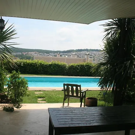 Villa Nur