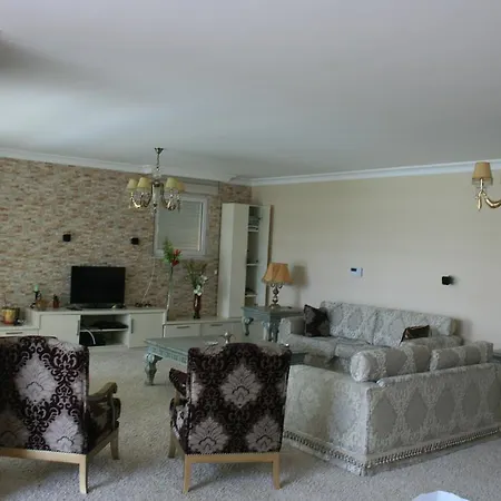 Villa Nur *