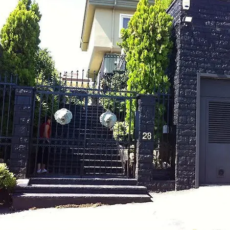 Villa Nur *